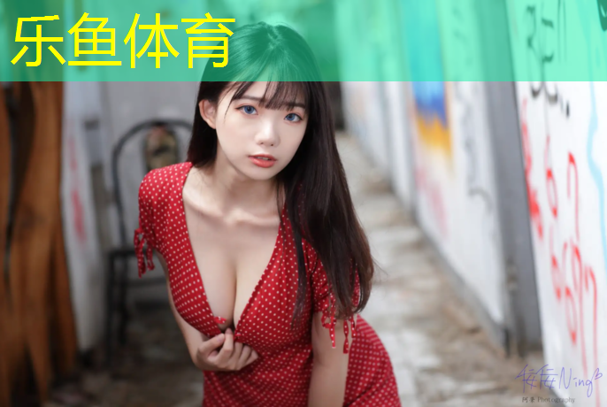 如何运用哑铃锻炼手臂